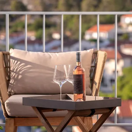 Good Vibrations In Center 80m2 For 2 Glavica Apartment Hvar Town
